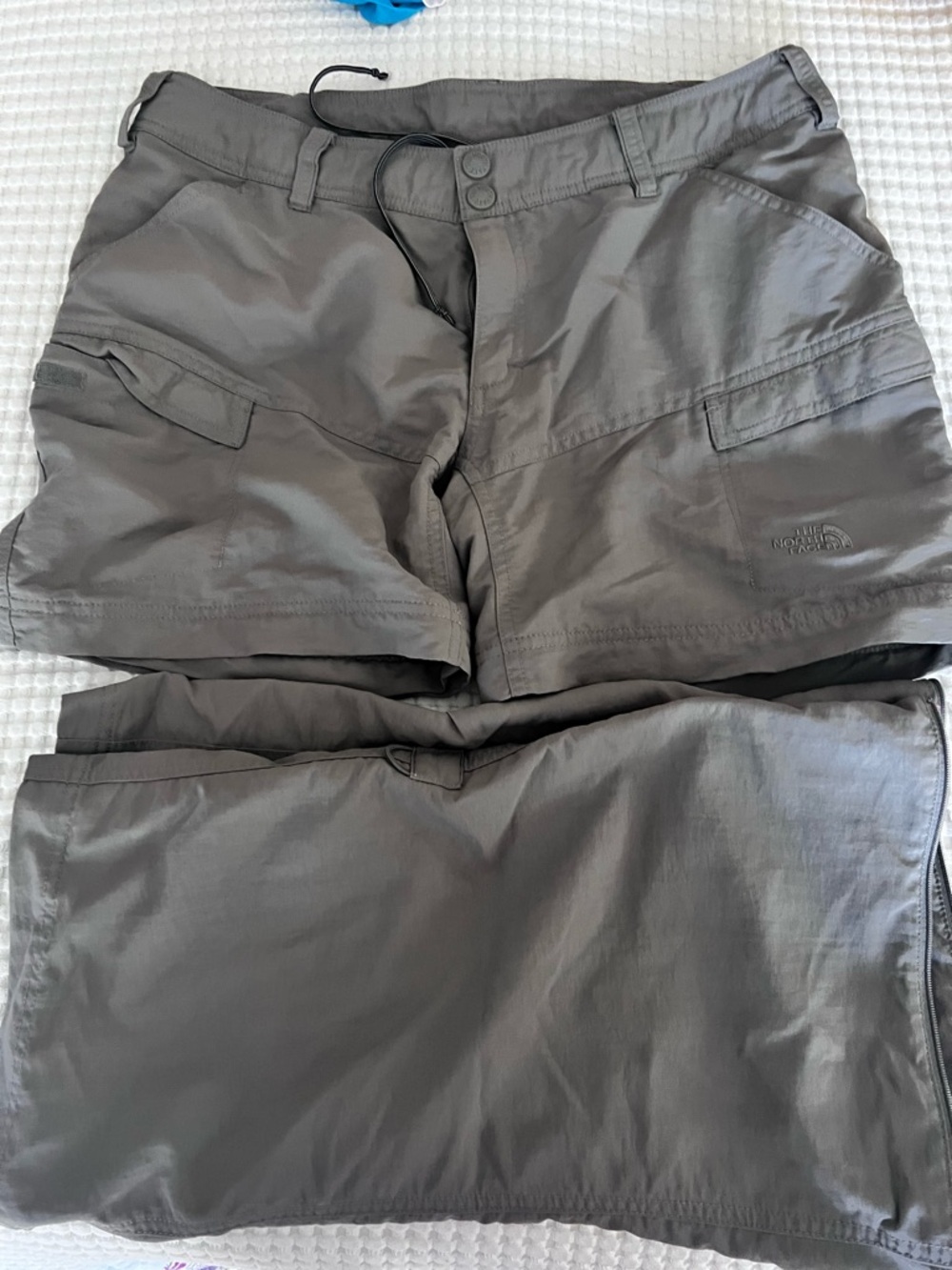 The North Face Convertible Cargo Shorts/Pants- Slate Gray Size 14